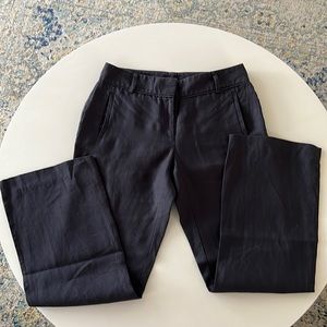 LOFT Julie Trouser. Size 6P. 100% Linen. Navy.